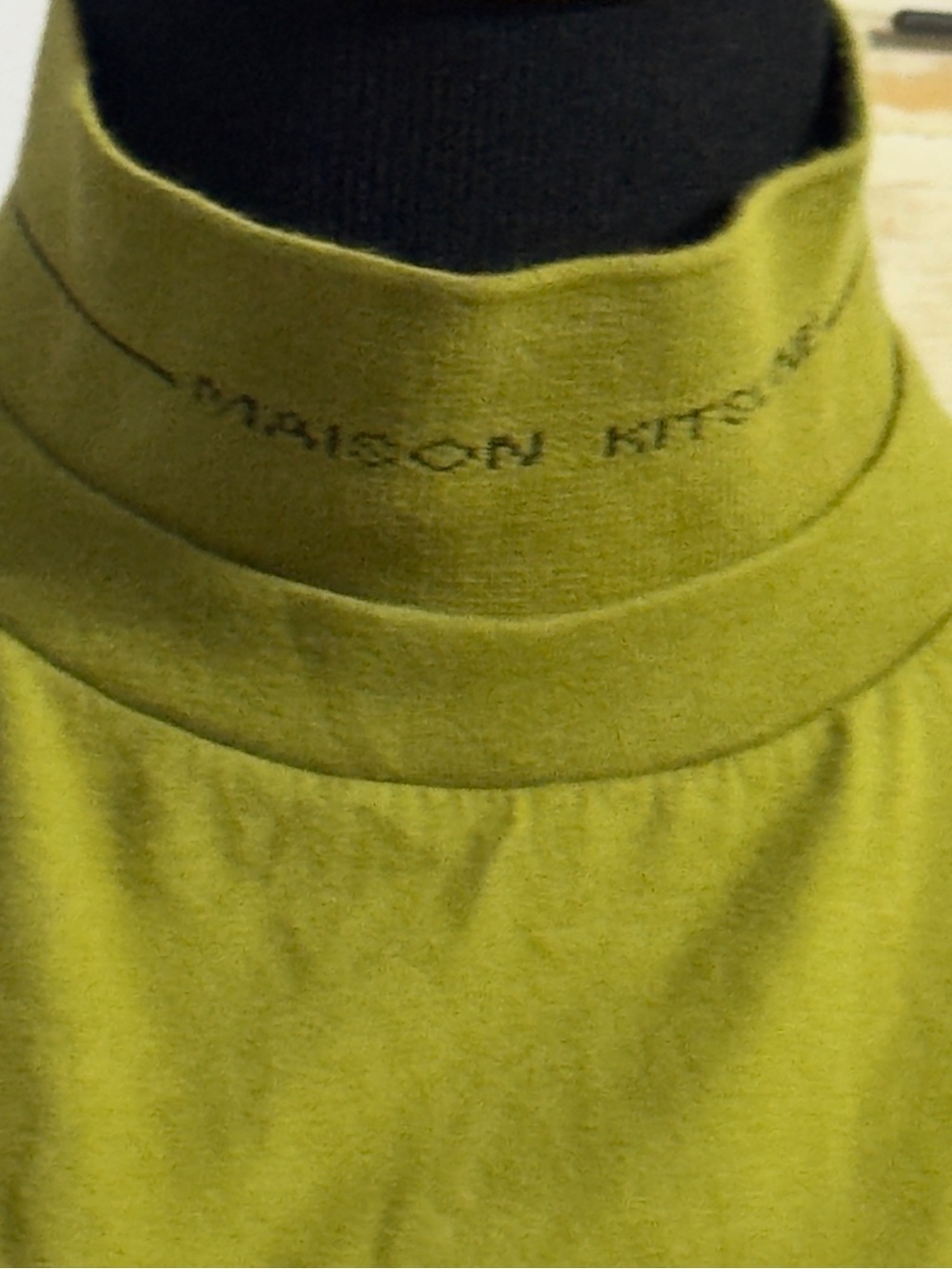MAISON KITSUNE Olive Short-Sleeve Mock Neck Tee crop t-Shirt Paris Sz S - Picture 2 of 6